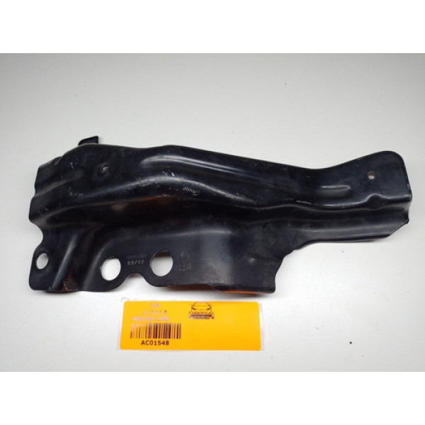 Guia Do Farol L.e Vw Fox 2011/2014 5z0805323