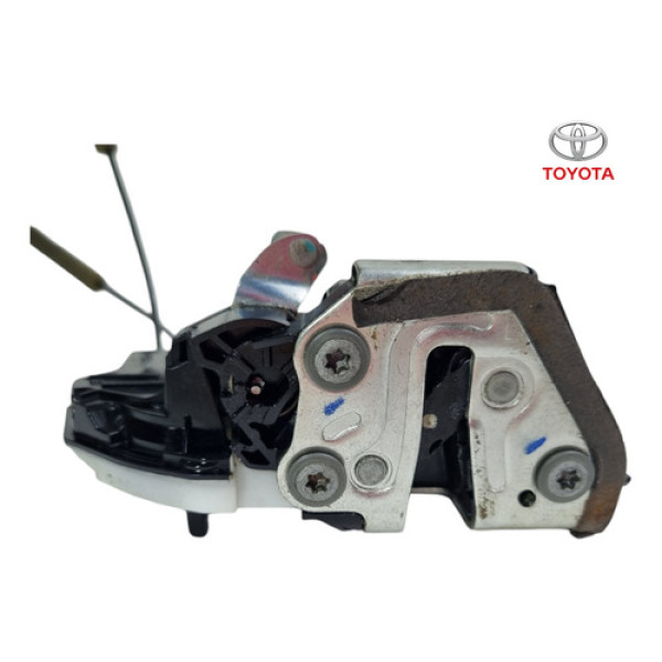 Fechadura Porta Traseira L.e Toyota Yaris 2017 A 2021
