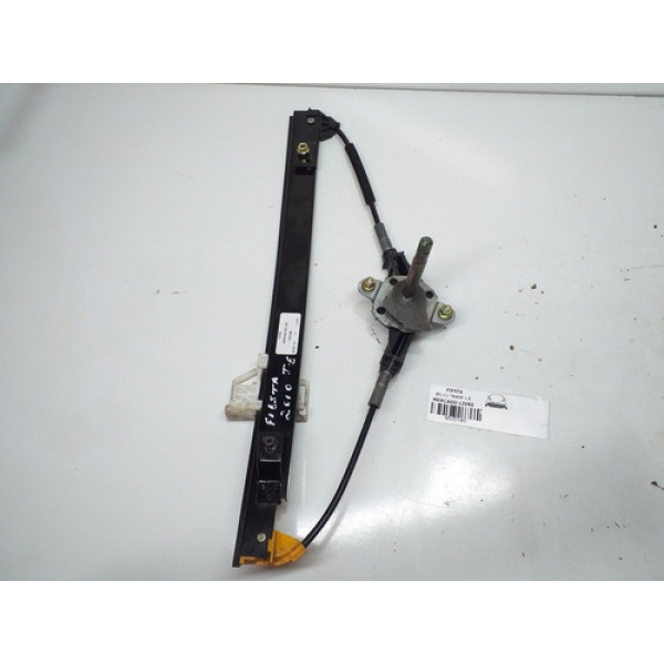 Máquina Vidro Manual Traseira L.e Ford Fiesta 05/12