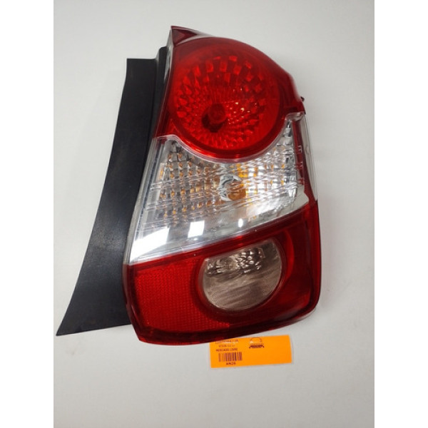 Lanterna L.d Toyota Etios Hatch 2013 A 2016 C/detalhe C/nf