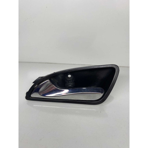 Maçaneta Interna Hyundai Hb20 L-e 13/18 Pn:82611hb000