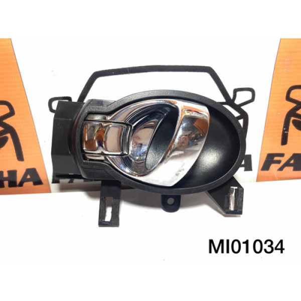 Maçaneta Interna Nissan March L/e