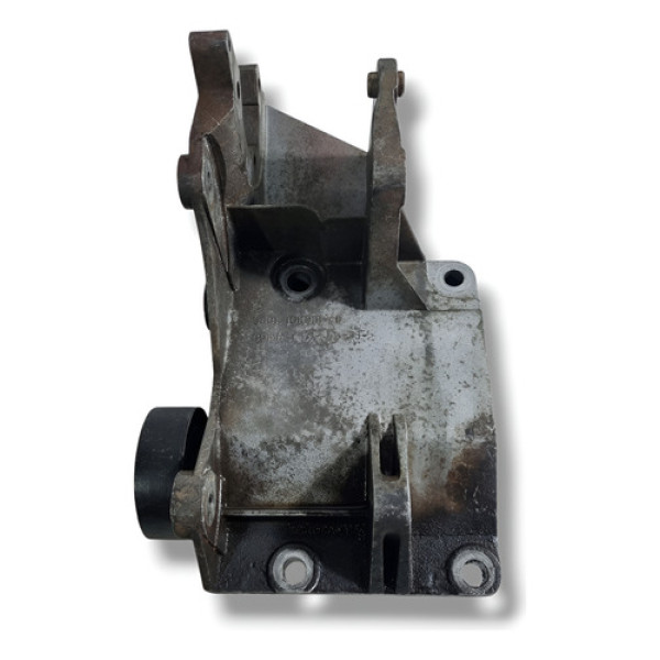 Suporte Bomba D.h Ford Fiesta 1.0 1.3 Endura Pn: 96bf10k018