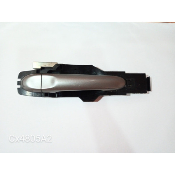 Maçaneta Traseira L.d Nissan March Todos Original